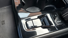 Volvo Xc40 1.5 T5 Recharge PHEV R DESIGN Pro 5dr Auto Estate